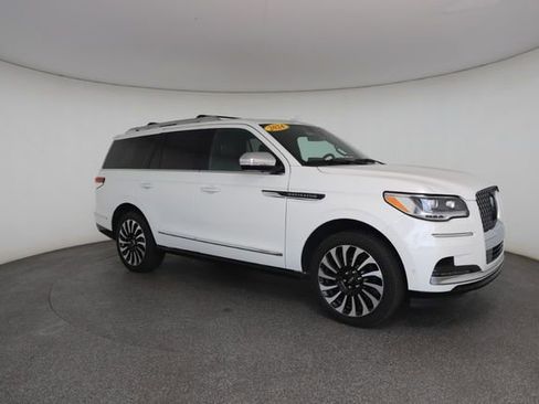 Used 2024 Lincoln Navigator Black Label image 26