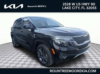 Used 2021 Kia Seltos LX image 1