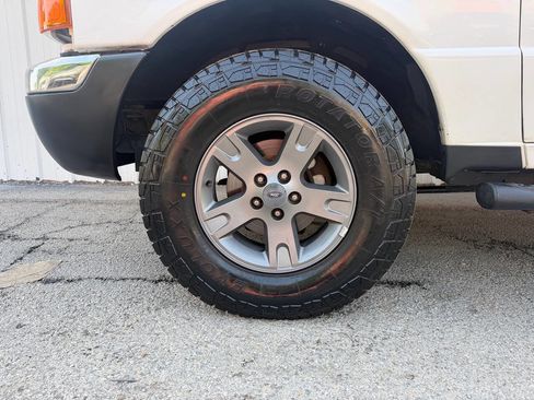 Used 2003 Ford Ranger FX4 AWD/4WD image 29