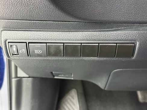 Used 2024 Toyota Corolla SE image 10