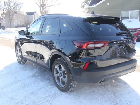 Certified 2025 Ford Escape ST-Line Select image 6