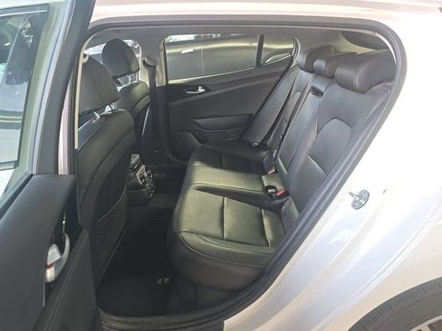 Used 2019 Kia Stinger RWD image 6
