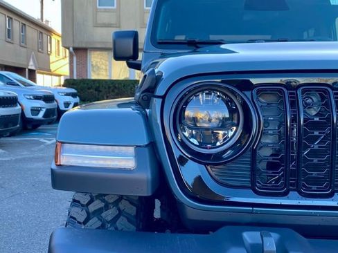 New 2026 Jeep Gladiator Willys image 10