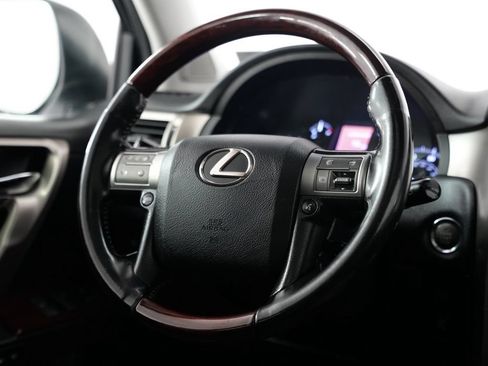 Used 2018 Lexus GX 460 Premium w/ Premium Package AWD/4WD image 11