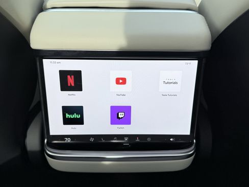 Used 2025 Tesla Model S image 51