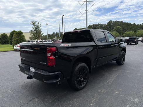 Used 2026 Chevrolet Silverado 1500 Custom w/ Turbomax Blackout Package AWD/4WD image 5