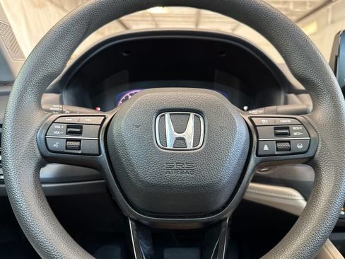 Used 2023 Honda Accord EX image 22