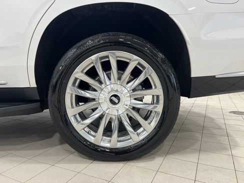 Used 2024 Cadillac Escalade Premium Luxury w/ LPO, Floor Liner Package AWD/4WD image 23