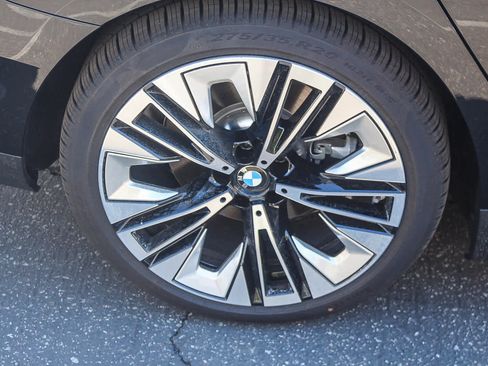 New 2026 BMW i5 eDrive40 w/ Premium Package image 8