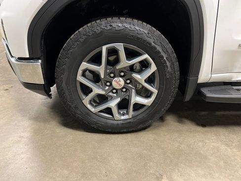 Certified 2024 GMC Sierra 1500 SLT w/ SLT Premium Plus Package image 25