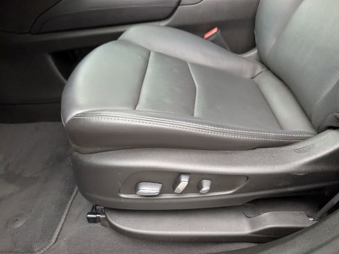 Used 2023 Cadillac XT6 Premium Luxury w/ Technology Package image 23