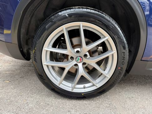 Used 2018 Alfa Romeo Stelvio Ti Sport AWD/4WD image 19