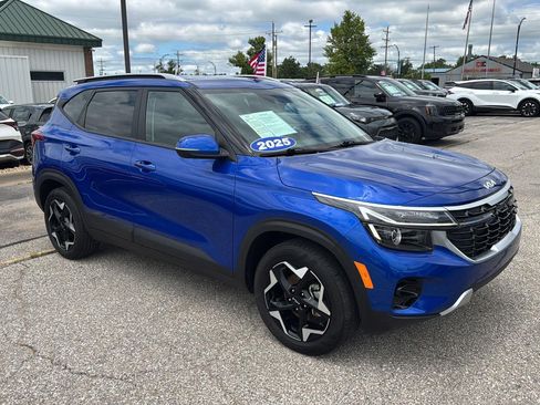Used 2025 Kia Seltos S FWD image 1