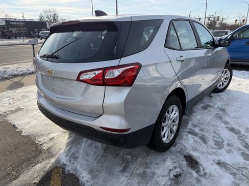 Used 2020 Chevrolet Equinox LS image 9
