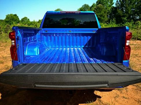 New 2025 Chevrolet Silverado 1500 Custom image 29