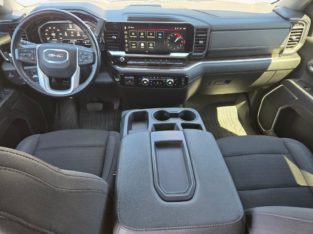 Used 2024 GMC Sierra 2500 SLE w/ SLE Value Package; AWD/4WD image 18