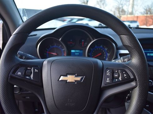 Used 2016 Chevrolet Cruze LT image 26