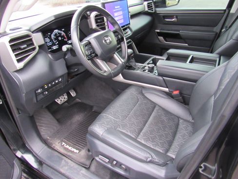 Used 2024 Toyota Tundra Limited image 12