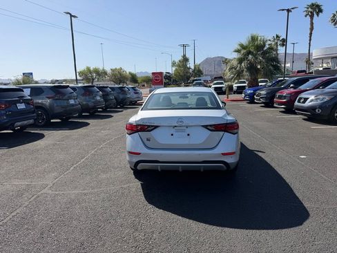 Used 2023 Nissan Sentra S image 7