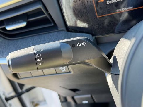 Certified 2025 Nissan Kicks SV FWD image 22
