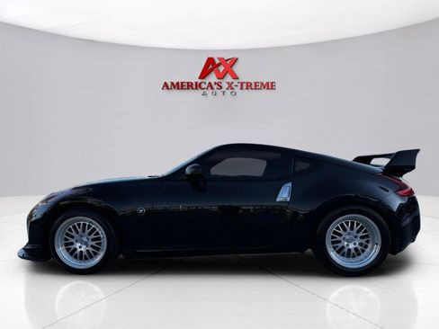 Used 2017 Nissan 370Z image 2