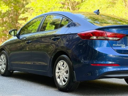 Used 2018 Hyundai Elantra SE w/ SE Connectivity Package 04 image 7