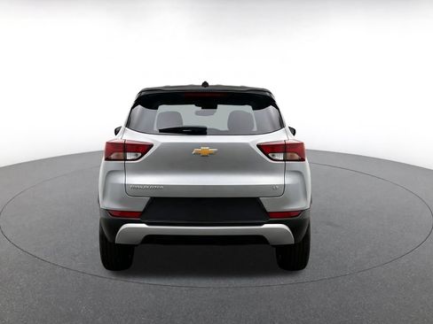 Used 2025 Chevrolet TrailBlazer LT FWD image 9