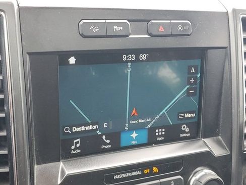 Used 2018 Ford F150 XLT w/ Equipment Group 302A Luxury AWD/4WD image 25