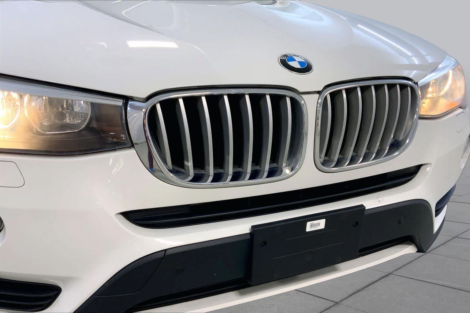 Used 2017 BMW X3 xDrive28i AWD/4WD image 32