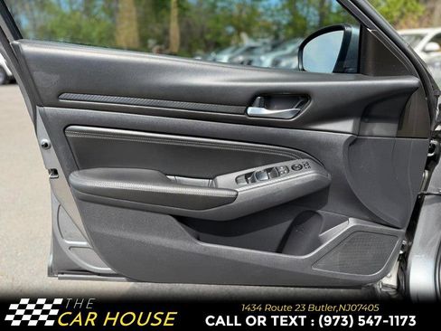 Used 2020 Nissan Altima 2.5 S AWD/4WD image 16