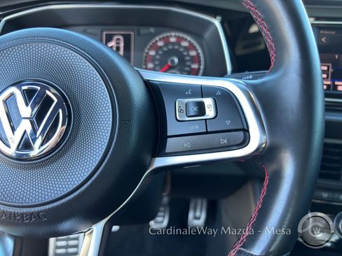 Used 2019 Volkswagen Jetta GLI image 29