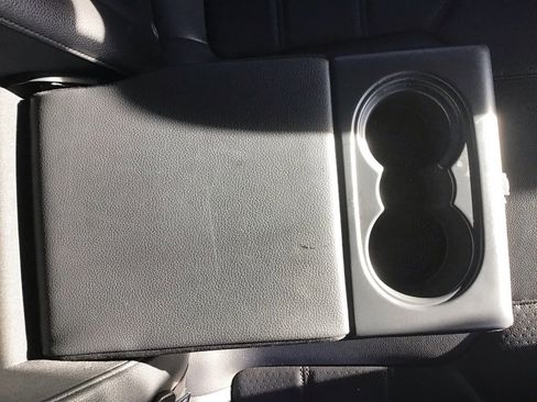 Used 2015 Volkswagen Passat 1.8T Limited Edition image 16