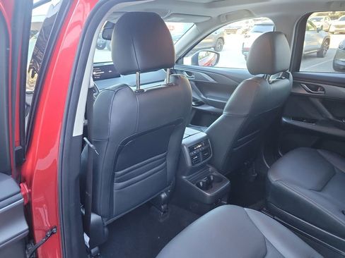 Used 2023 MAZDA CX-9 Touring image 16