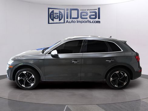 Used 2018 Audi SQ5 Premium Plus w/ Navigation Package AWD/4WD image 2