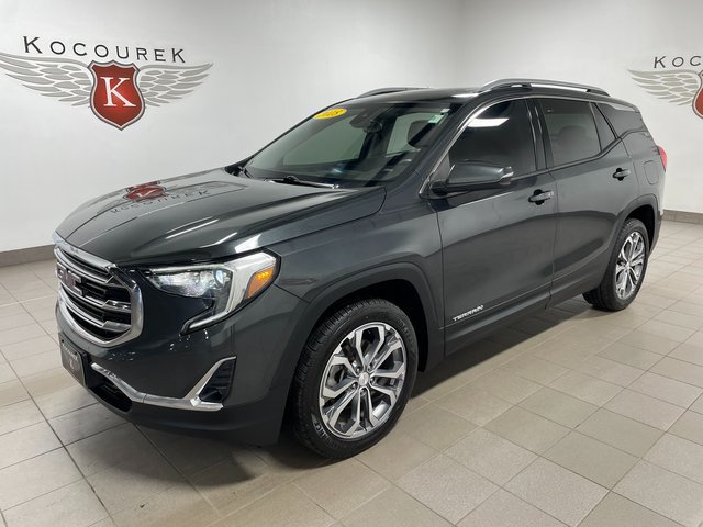 Used 2018 GMC Terrain SLT w/ GMC Pro Grade Package AWD/4WD image 3