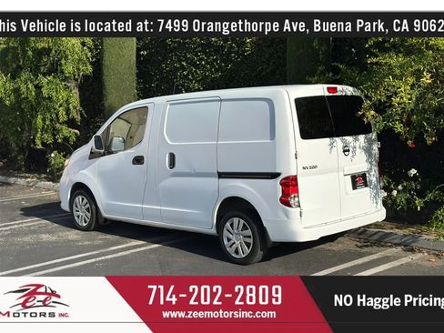 Used 2017 Nissan NV200 SV w/ Technology Package FWD image 9
