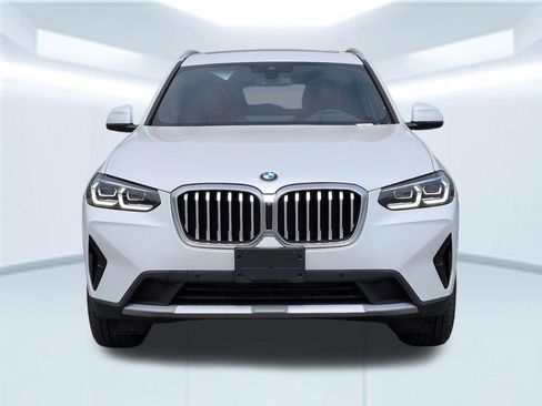 Used 2024 BMW X3 xDrive30i w/ Premium Package w/ZPA image 12