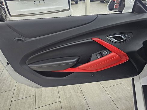 Used 2019 Chevrolet Camaro SS RWD image 30