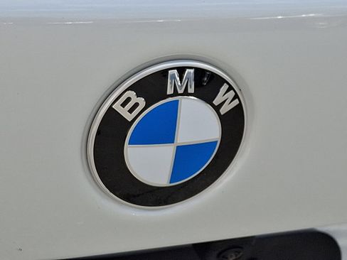 New 2026 BMW X5 xDrive40i w/ M Sport Package AWD/4WD image 23