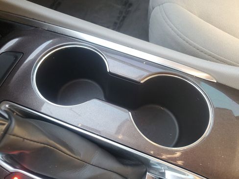 Used 2022 Chevrolet Malibu LT image 28