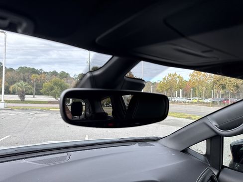 New 2026 Chrysler Pacifica Select w/ S Appearance Package image 28