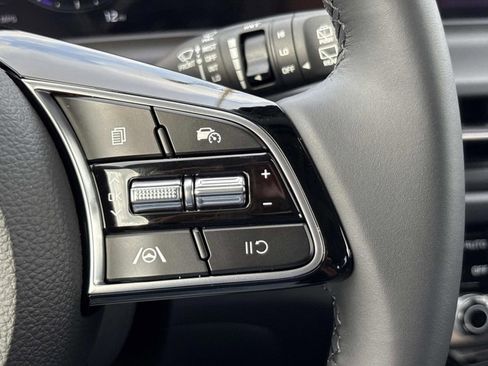 New 2026 Kia Seltos EX image 24