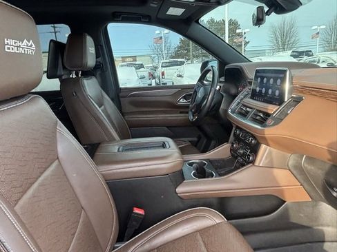 Used 2021 Chevrolet Tahoe High Country image 14