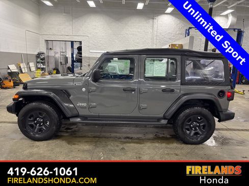 Used 2020 Jeep Wrangler Unlimited Sport image 1