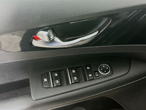 Used 2023 Kia Forte GT-Line image 15