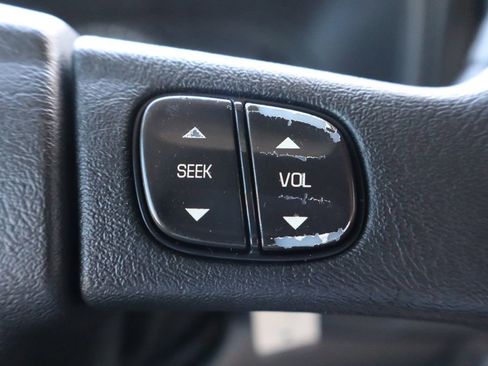 Used 2003 Chevrolet Tahoe LT image 32