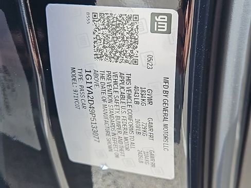 Used 2023 Chevrolet Corvette Stingray Coupe w/ Z51 Performance Package image 20