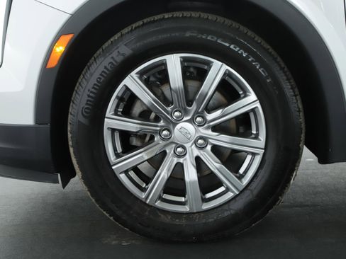 Used 2019 Cadillac XT4 Premium Luxury AWD/4WD image 21