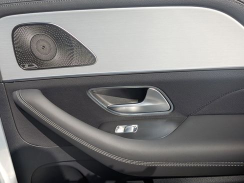 Used 2025 Mercedes-Benz GLE 53 AMG 4MATIC Coupe image 34