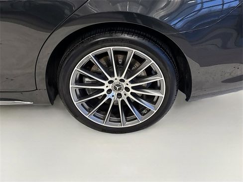 Certified 2024 Mercedes-Benz S 580 4MATIC Sedan image 33